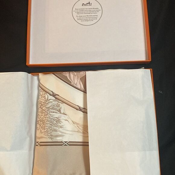 NIB RARE Hermès Pour Vacheron Constantin Astrologie Time Brown Pink Silk Scarf - Picture 7 of 17